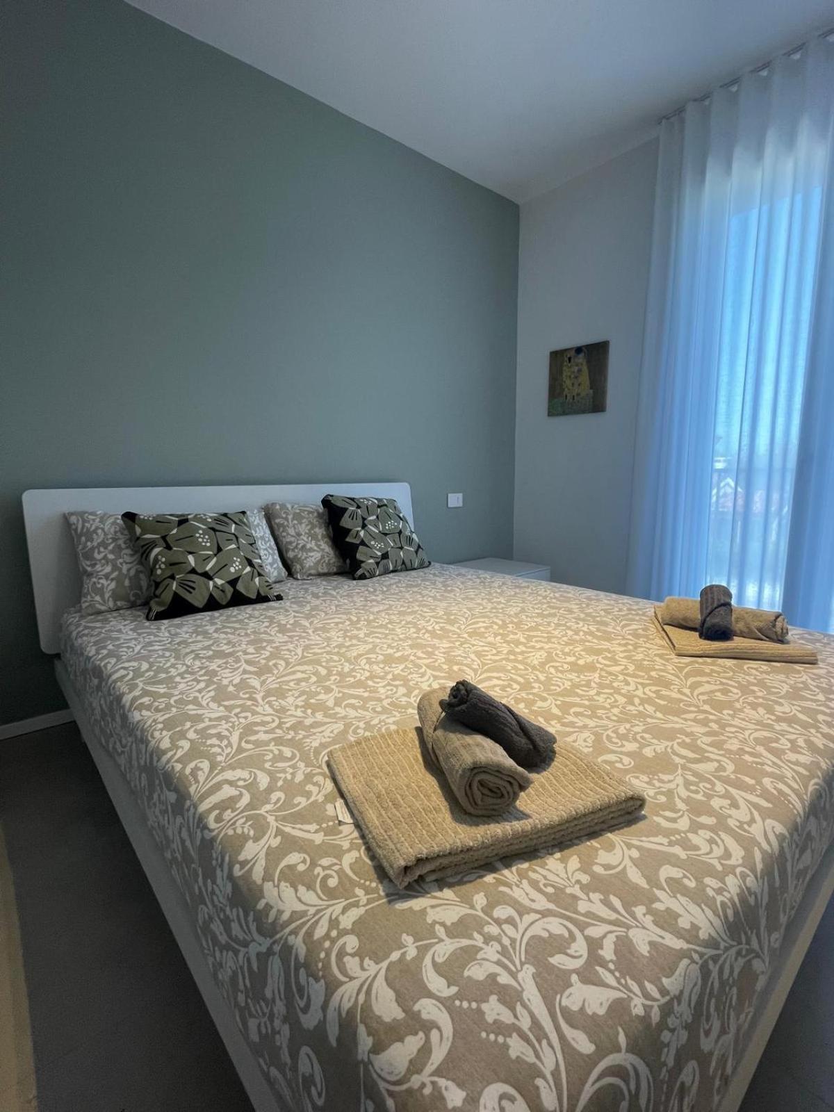 Luxury Piscina E Mare A 5 Min Appartamento